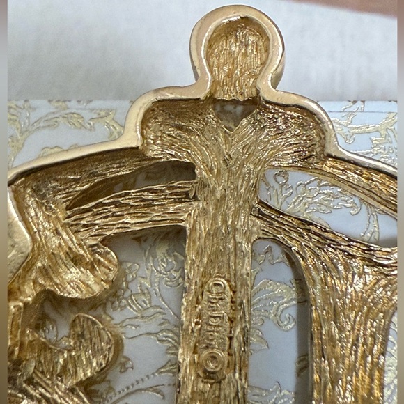 Vintage Authentic Christian Dior Monogram Gold Tone Signed Brooch Pin With Box. - Picture 7 of 7